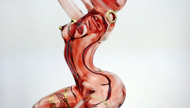 Бонг в форме девушки